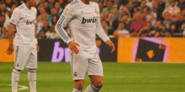英格兰年轻球员训练实拍（理念转变：技术优先）